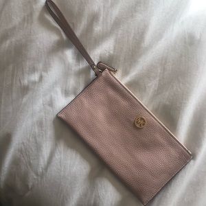Michael Kors wrist wallet clutch